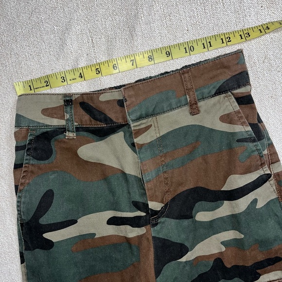 Forever 21 High Waist Camo Cargo Pants - Picture 9 of 11